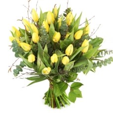 Yellow Easter tulips (Small)